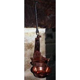Très ancienne lampe à huile en cuivre