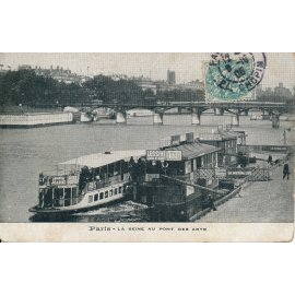 Paris - La Seine au Pont des Arts