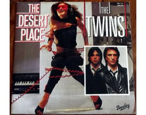 The Twins - The desert place