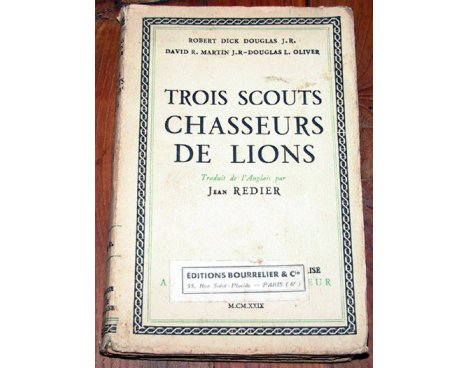 Trois Scouts Chasseurs de Lions